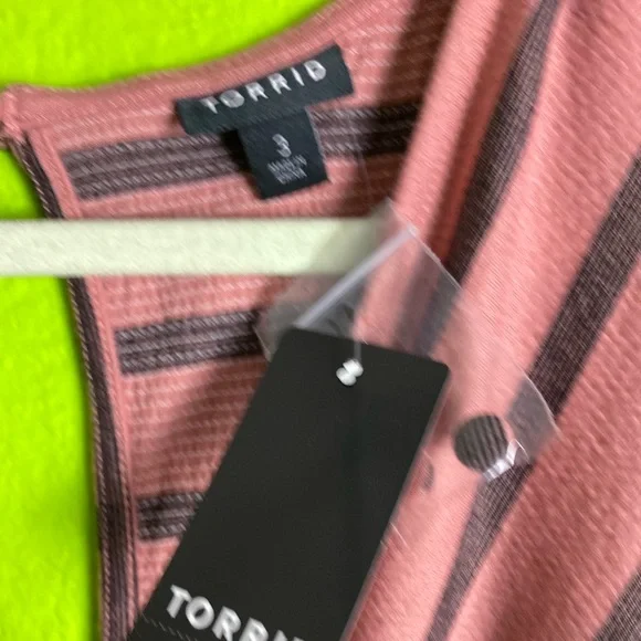 NWT PINK KNIT BELTED JUMPSUIT BY TORRID IN SIZE 3XL 22-24Women - Picture 5 of 12